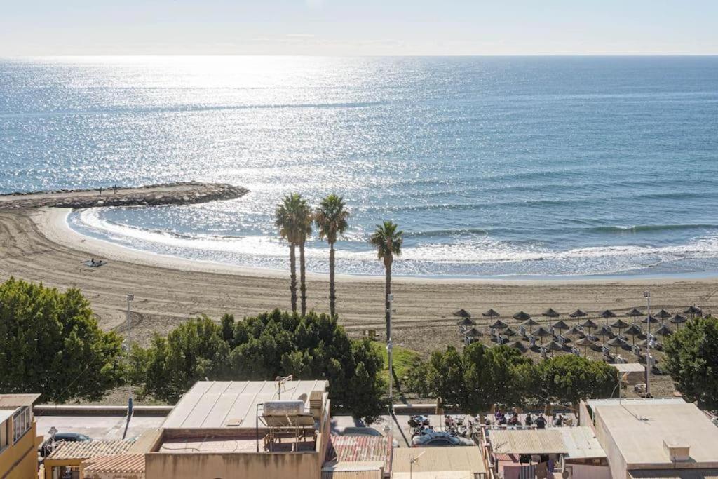 5 Mins From El Palo Wifi & Ac Apartment Málaga